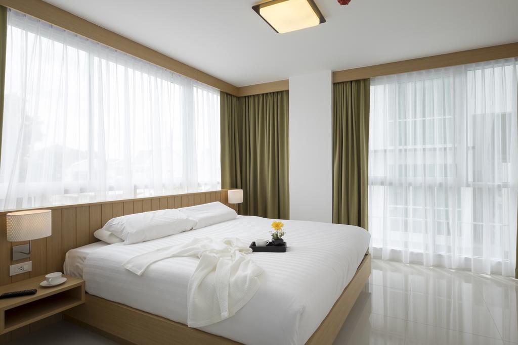 Modern Thai Suites Phuket Pokój zdjęcie