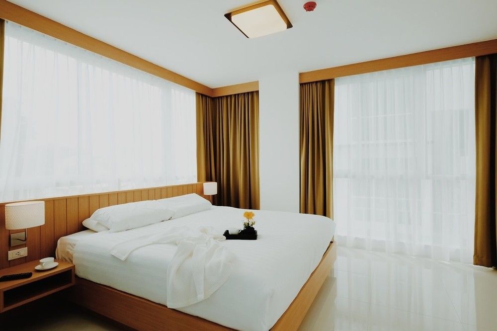 Modern Thai Suites Phuket Zewnętrze zdjęcie