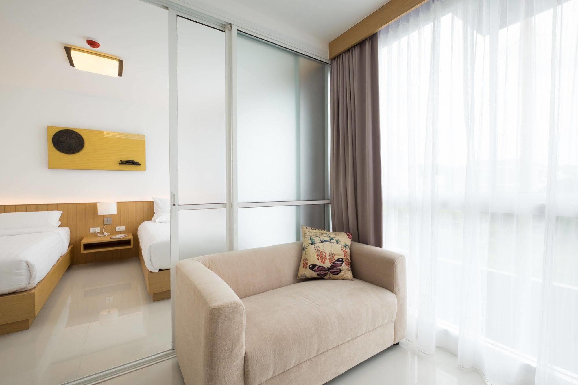 Modern Thai Suites Phuket Zewnętrze zdjęcie