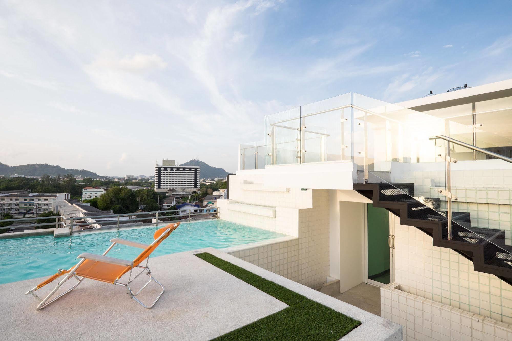 Modern Thai Suites Phuket Zewnętrze zdjęcie